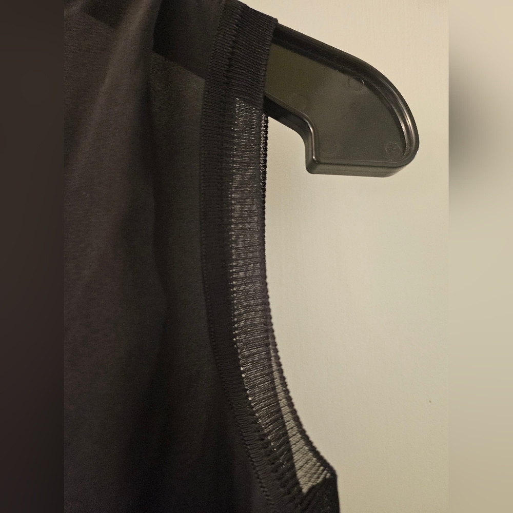 Sheer Vince tunic with ribbed accent trim and longer back, Size XS, full. - Picture 6 of 8